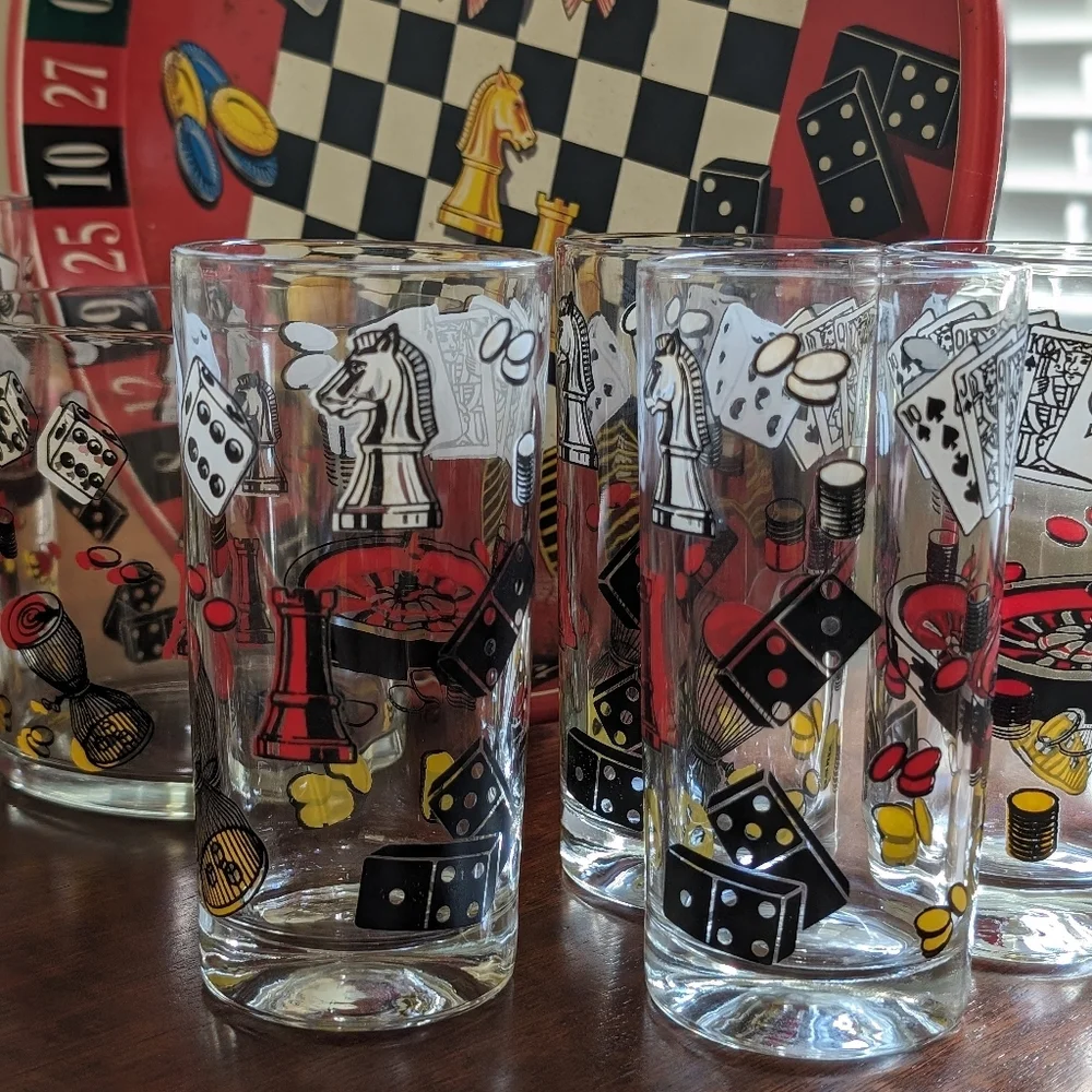 Vintage 1960s Casino Royale set
